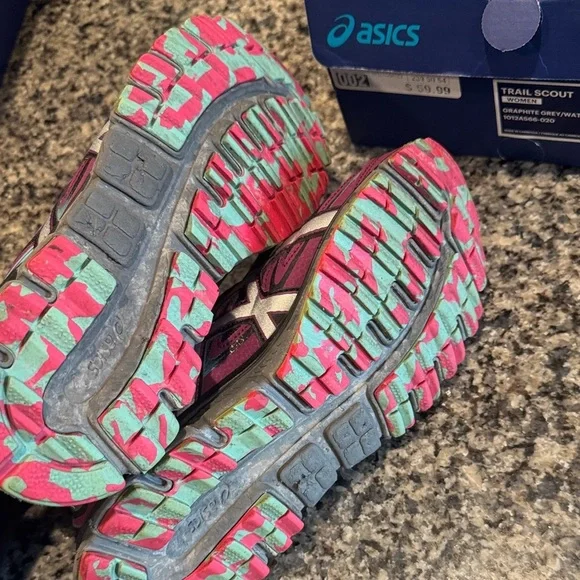 ASICS Women's Multicolor Athletic Shoes with box size 9.5 - Picture 9 of 9